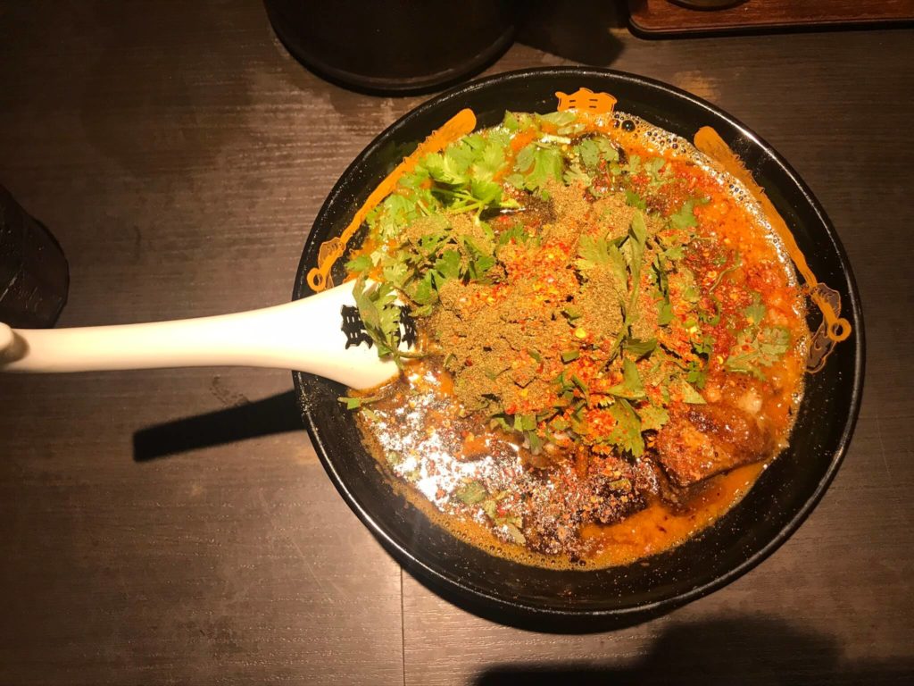 パクチーカラシビ味噌らー麺